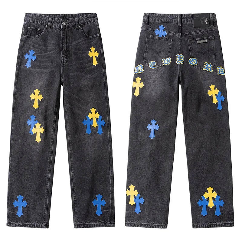 P260 💰 (top version) chrome hearts ss25 black leather Sanskrit fine jeans. Styles with different washed textures, very friendly to people with thin legs and thick legs. The slightly flared version is very flattering to the leg shape. The moderate length is timeless and easy to match. It is the basis of various styles. It is a must-have in the wardrobe! The fabric is stiff but also makes the upper body soft without losing texture. The washing process is even more perfect. It is a must-have item for everyone! ! !   Color: black Size: 30-32-34-36 30 32 34 36 Waist circumference 80 85 90 95 Sitting circumference 105 130 115 120 Foot opening 46 47 48 49 External length 102 103 104 105